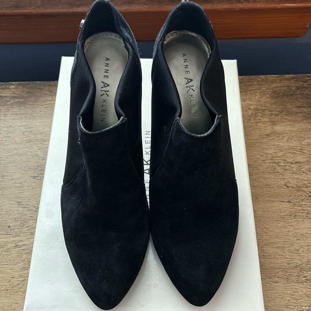 Anne Klein short black suede booties